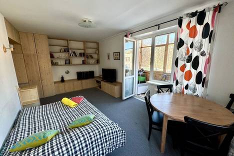 Двухкомнатная квартира в аренду посуточно в Москве по адресу ул. Годовикова, 16