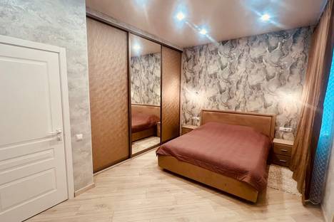 3-комнатная квартира в Калининграде, Октябрьская ул., 12