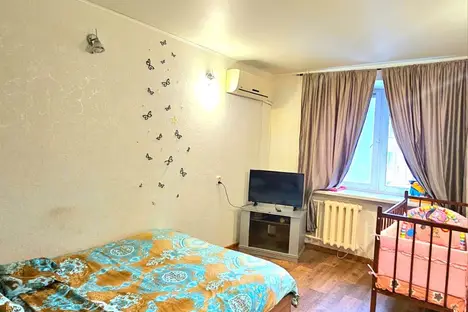 3-комнатная квартира в Стерлитамаке, Коммунистическая ул., 84