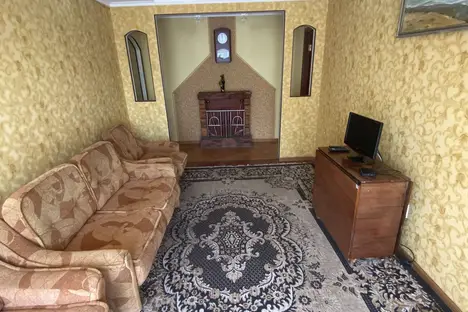 2-комнатная квартира в Мариуполе, ул. Карпинского, 60