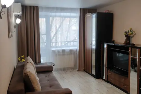 1-комнатная квартира в Омске, Иртышская наб., 15Б