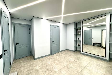 3-комнатная квартира в Казани, Казань, ул. Алексея Козина, 2