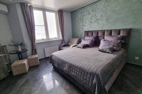 Однокомнатная квартира в аренду посуточно в Новороссийске по адресу наб. Адмирала Серебрякова, 29Дк2