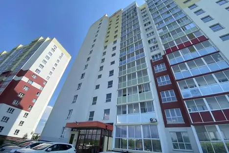 2-комнатная квартира в Кемерове, Кемерово, пр-кт Химиков, 36к2