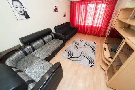 2-комнатная квартира в Челябинске, ул. Кирова, 167