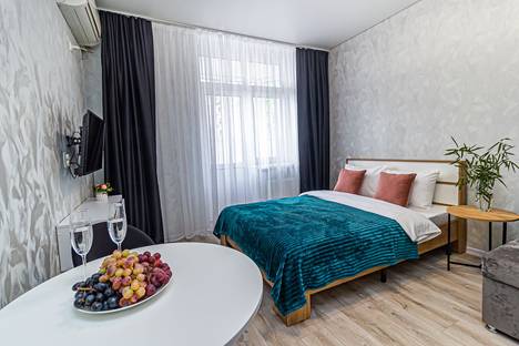 Однокомнатная квартира в аренду посуточно в Краснодаре по адресу ул. им. Героя Сарабеева В.И., 3