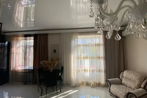 3-комнатная квартира в Ереване, Ереван, ул. Абовяна