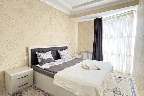 2-комнатная квартира в Ташкенте, Ташкент, Чиланзарский р-н , ул. Аль-Хорезми, 66/8