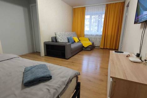 Двухкомнатная квартира в аренду посуточно в Краснокамске по адресу Шоссейная ул., 5