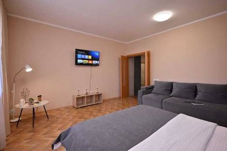 2-комнатная квартира в Красноярске, ул. Алексеева, 89