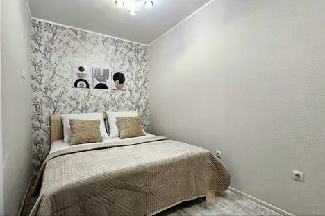 2-комнатная квартира в Астрахани, ул. Савушкина, 6к8