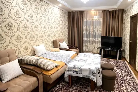 3-комнатная квартира в Ташкенте, Чиланзарский р-н , массив Чиланзар, 8-й кв-л, 8