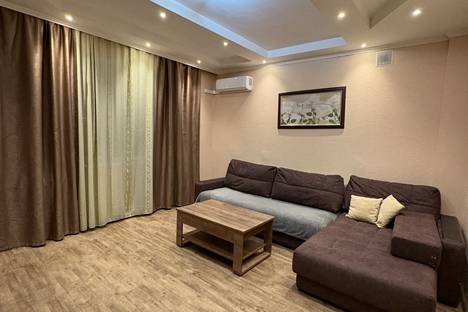 2-комнатная квартира в Новосибирске, ул. Титова, 11/1