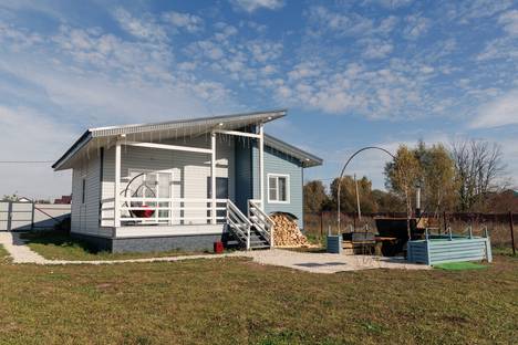 Дом в Тульской области, Тульская область, Заокский р-н , с.п. Демидовское, д. Александровка, Тульская ул., 2