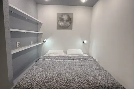 1-комнатная квартира в Челябинске, Челябинск, ул. Братьев Кашириных, 156