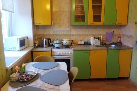 2-комнатная квартира в Череповце, Череповец, ул. Бардина, 21