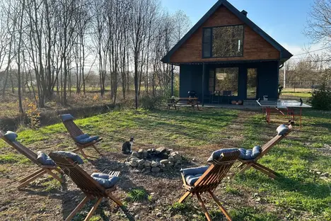 Дом в Краснодарском крае, Краснодарский край, Северский р-н , Григорьевское с.п., ст-ца Ставропольская, Славянская ул., 2