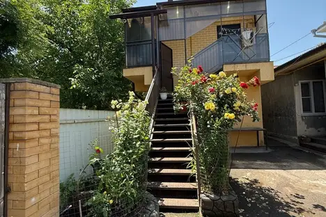 2-комнатная квартира в Ессентуках, ул. Титова, 4