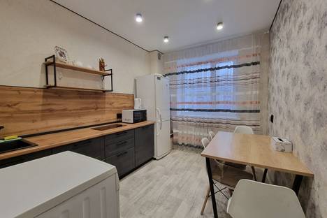 3-комнатная квартира в Когалыме, ул. Романтиков, 22