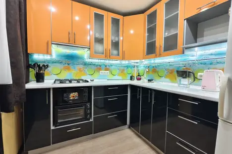 3-комнатная квартира в Вязьме, Вязьма, ул. Лейтенанта Шмидта, 2