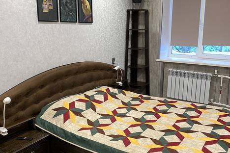 Трёхкомнатная квартира в аренду посуточно в Кировске по адресу Юбилейная ул., 10