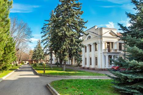 Однокомнатная квартира в аренду посуточно в Ессентуках по адресу Баталинская ул., 20