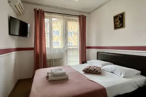 Комната в Сириусе, Пихтовый пер., 32