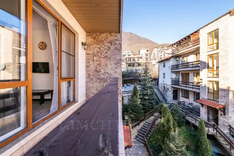 1-комнатная квартира в Красной Поляне, Красная Поляна, Калиновая ул., 9/9