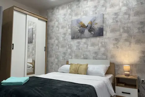 3-комнатная квартира в Оренбурге, ул. Геннадия Донковцева, 1