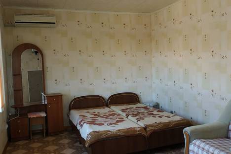 Комната в селе Морском, ул. Ленина, 6