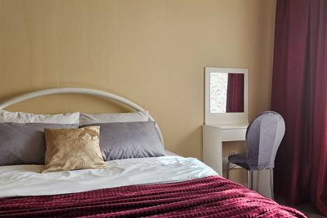 3-комнатная квартира в Екатеринбурге, Екатеринбург, ул. Юмашева, 18