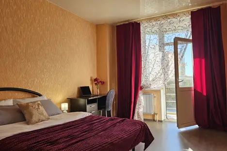 3-комнатная квартира в Екатеринбурге, ул. Юмашева, 18