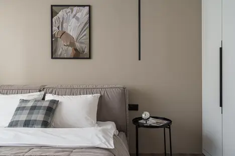 2-комнатная квартира в Красноярске, ул. 78-й Добровольческой Бригады, 23