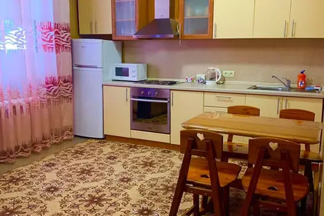 2-комнатная квартира в Зеленой Поляне, Курортная ул., 35/2к8