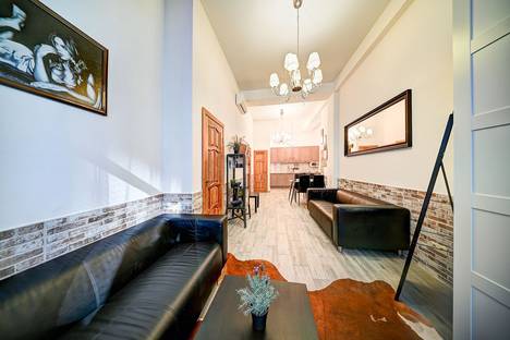 2-комнатная квартира в Сочи, Сочи, мкр. Центральный, ул. Войкова, 34