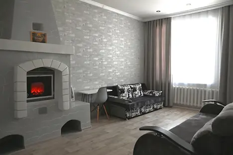 3-комнатная квартира в Белогорске, Томский пер., 7