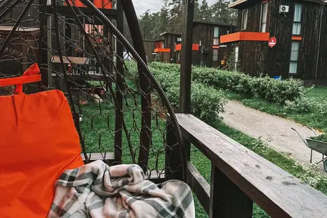 Дом в Челябинской области, Челябинская область, тер. Южное побережье озера Тургояк 17, 11А