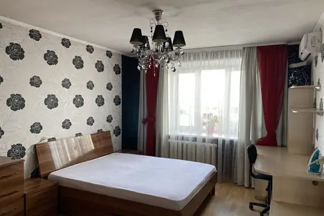 3-комнатная квартира в Уфе, ул. 8 Марта, 19