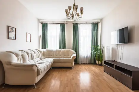 3-комнатная квартира в Санкт-Петербурге, Невский пр-кт, 182