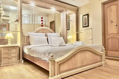 2-комнатная квартира в Санкт-Петербурге, 9-я лн. Васильевского острова, 64/25