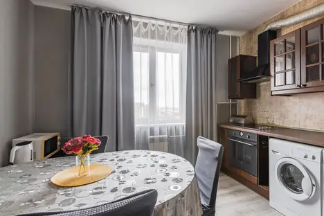 3-комнатная квартира в Санкт-Петербурге, Санкт-Петербург, Школьная ул., 114к2, м. Беговая