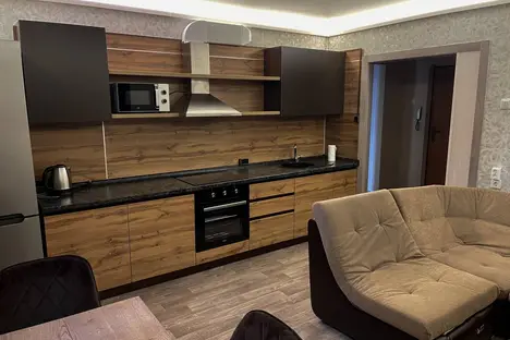 2-комнатная квартира в Красноярске, ул. Партизана Железняка, 53