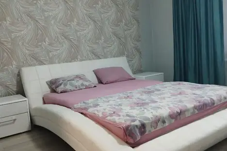 2-комнатная квартира в Оренбурге, ул. Александрова, 5