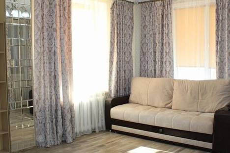 2-комнатная квартира в Оренбурге, ул. Карпова, 1