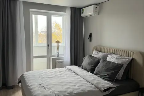 3-комнатная квартира в Москве, Рябиновая ул., 8к1