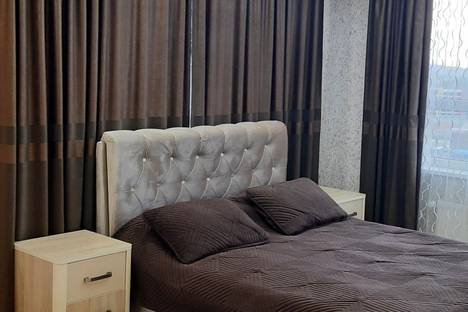 2-комнатная квартира в Симферополе, ул. Крымской Весны, 1к7