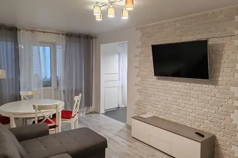 3-комнатная квартира в Мариуполе, пр-кт Строителей, 53