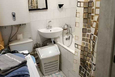 2-комнатная квартира в Усть-Куте, Усть-Кут, ул. Кирова, 32А