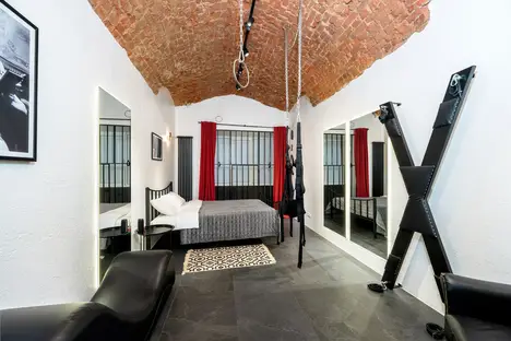 1-комнатная квартира в Санкт-Петербурге, Санкт-Петербург, Невский пр-кт, 111/3