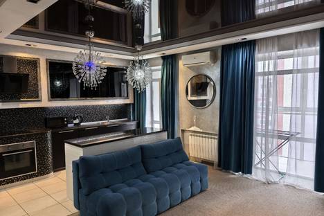 Однокомнатная квартира в аренду посуточно в Омске по адресу Октябрьская ул., 107